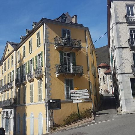 Vaste Appartement, Lumineux, 8 Couchages Eaux-Bonnes Esterno foto