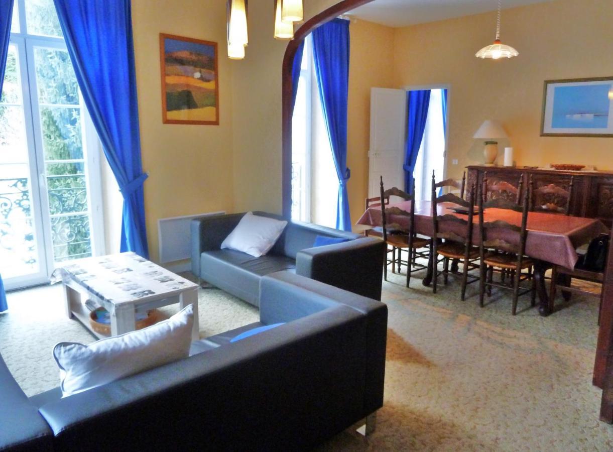 Vaste Appartement, Lumineux, 8 Couchages Eaux-Bonnes Esterno foto